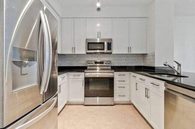 Photo - 437 New York Ave NW