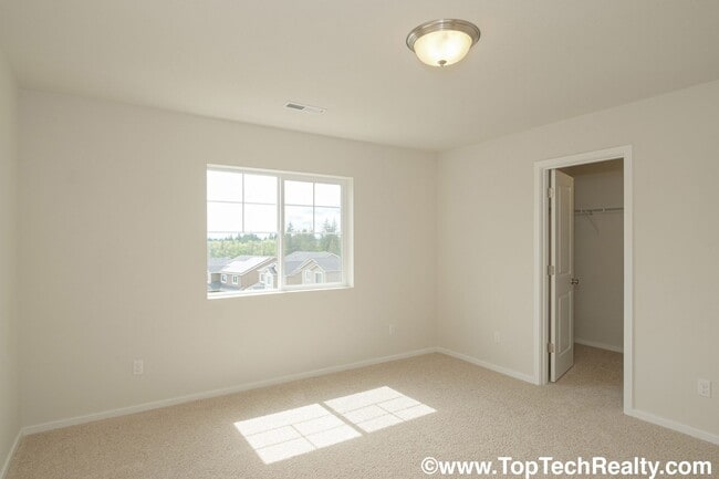 Building Photo - Beautiful North Bethany 3BR 2.5BA Townhome! Great Location, A+Schools!