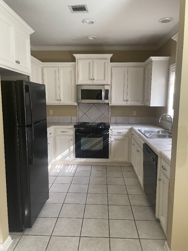 116 St Fabian Dr