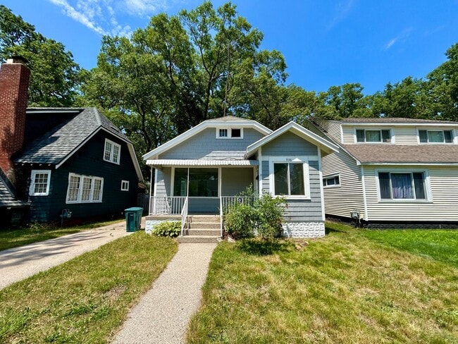Building Photo - Two Bedroom Home in Muskegon
