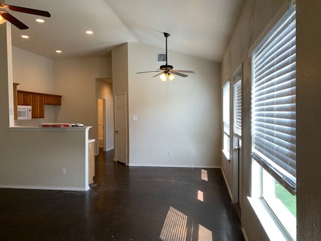 Photo - Townhome for rent