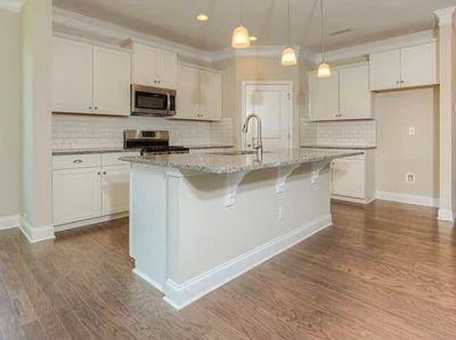 Photo - 507 Nouvelle Dr