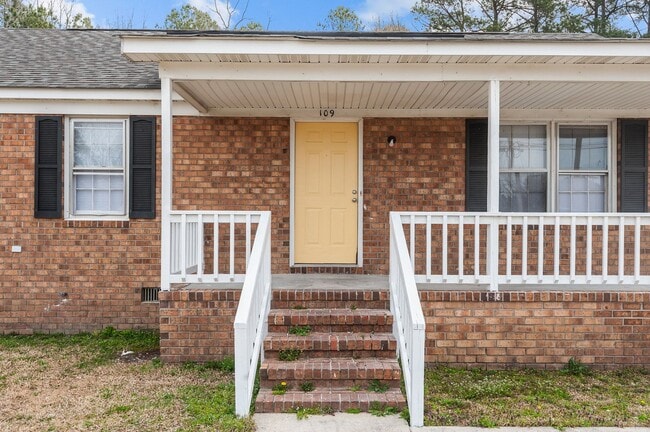 Photo - Cute Remodeled home in Cul-de-sac