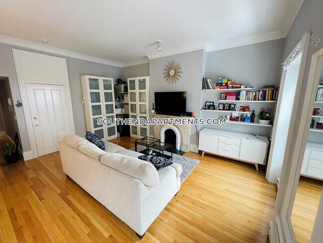 Photo - 528 Tremont St Unidad 4