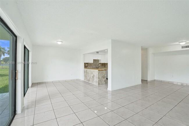 5700 SW 127th Ave Unit 1118