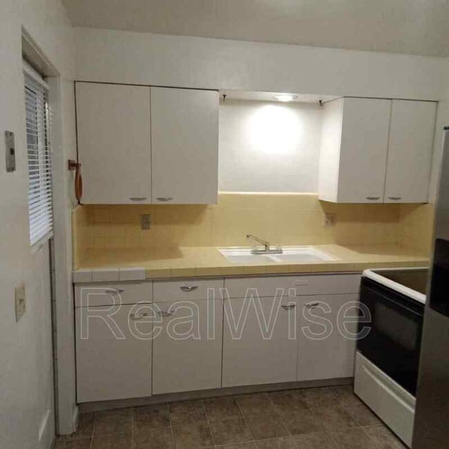 Photo - 801 Ashland St Unit 3