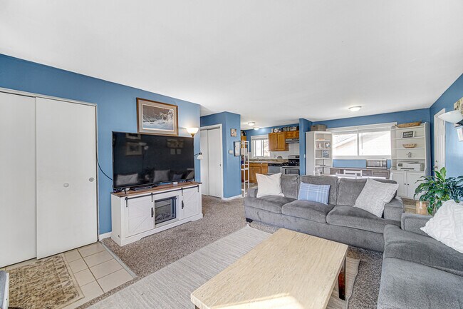310 Maricopa Ln
