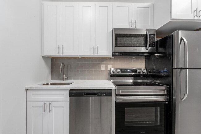 Photo - 308 Madison St Unit 4B