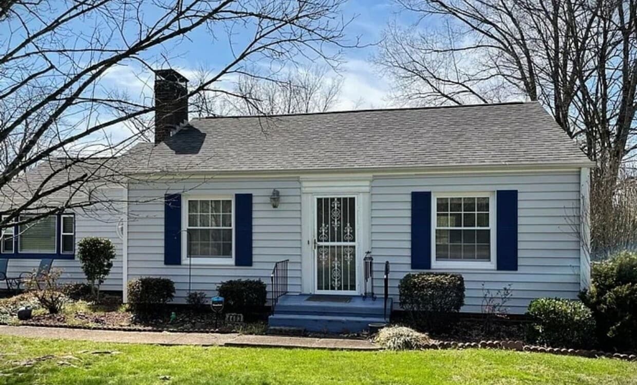 Charming 2-3 bedroom cottage for rent! - Charming 2-3 bedroom cottage for rent!