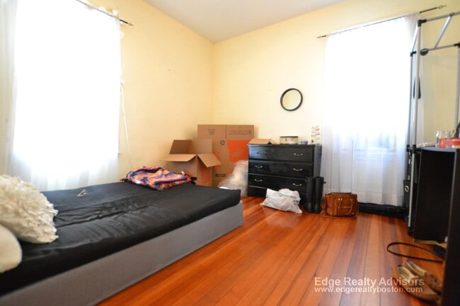 Photo - 54 Donnybrook Rd Unit 1