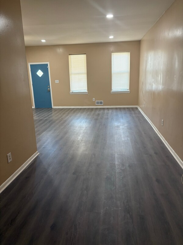 Photo - 1705 E 25th St House