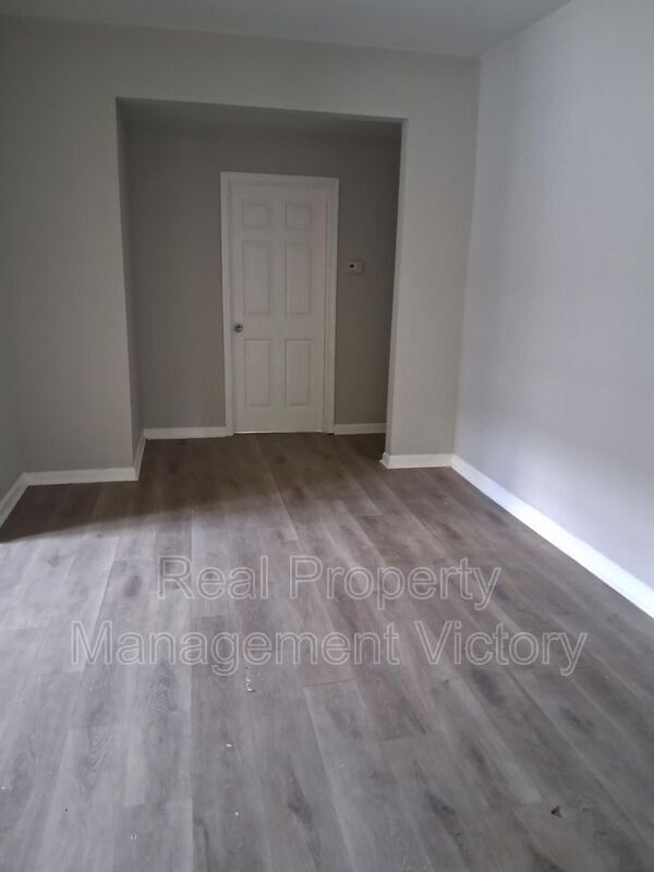 Photo - 4909 Avenue R