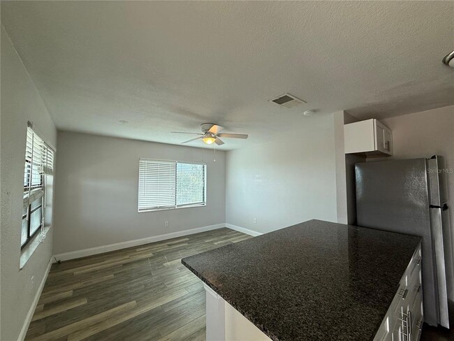 Photo - 2256 S Ocean Shore Blvd Unidad E