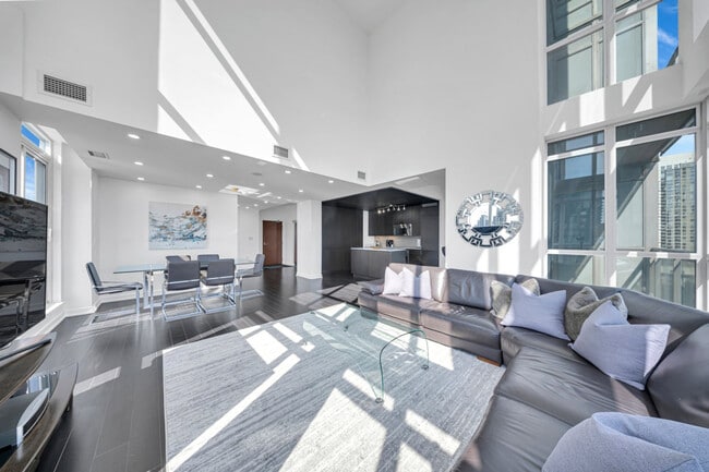 Photo - 10 Capreol Ct Unité SI ID1388896P