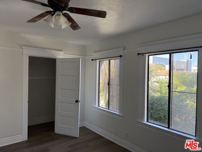 Photo - 1206 W 36th St