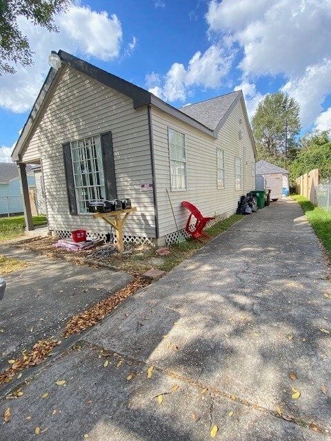 Building Photo - 2042 Pasadena St Unit 2 Rental
