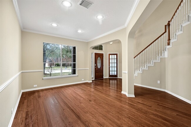 Photo - 21327 Pennshore Ln