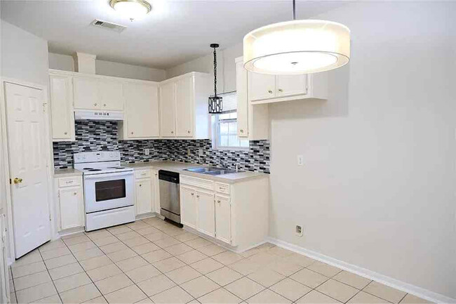 Photo - 3005 Bolt St Unit B