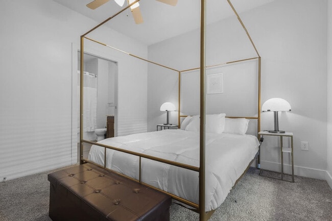 Photo - 8510 Westfield Blvd Unit ID1053010P