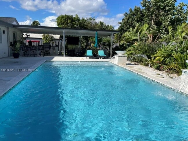 Photo - 15551 SW 155th Ave