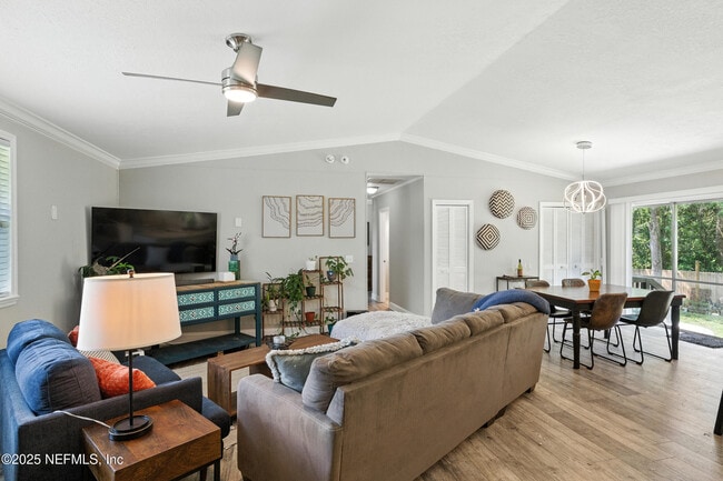 Photo - 706 Estates Cove Rd