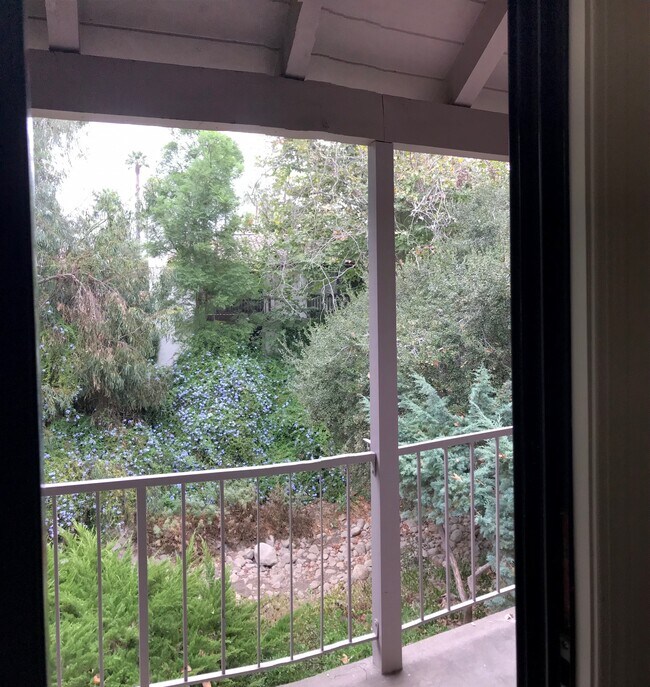 Photo - 551-555 W Pueblo St