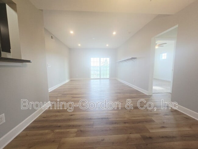 Photo - 8601 Peckham Ln Unit #7