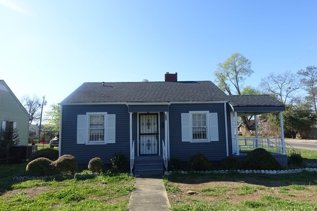 Building Photo - 831 4th Ct W Rental