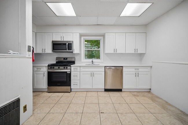 Photo - 102 2nd St