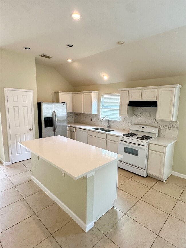 Photo - 19119 Field Cottage Ln