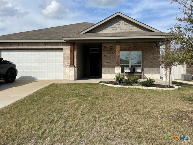 Building Photo - 7220 Rosado Dr Rental