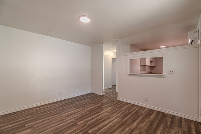 Photo - 6142 Lawn Valley Dr