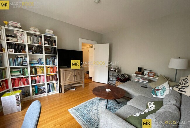 Photo - 370 Chestnut Hill Ave