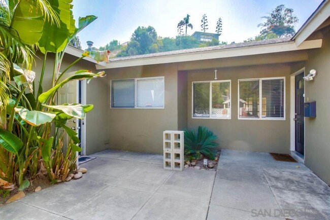 4877-4879 Campanile Dr.