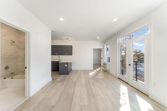 Photo - 43-45 W 32nd ST Unit 501