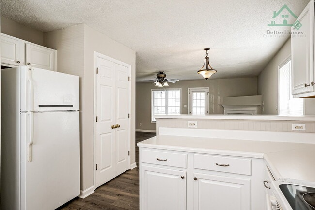 Photo - Beautiful 2 Story Home In Raleigh!