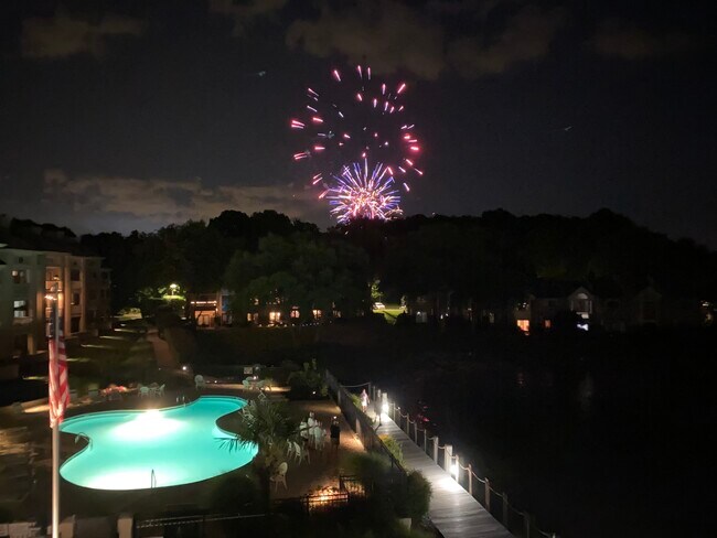 Photo - 18609 Vineyard Point Ln Unit 18609