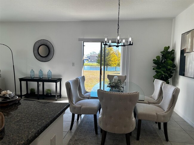 Photo - 5213 Dandelion St