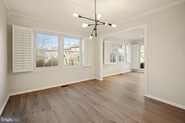 7572 Westlake Terrace