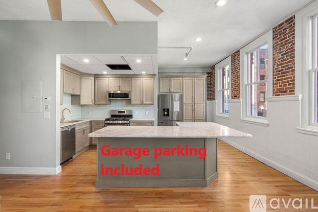 Building Photo - 60 Washington St Unit 5 Rental