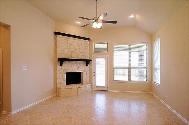 Photo - 29015 Davenport Dr