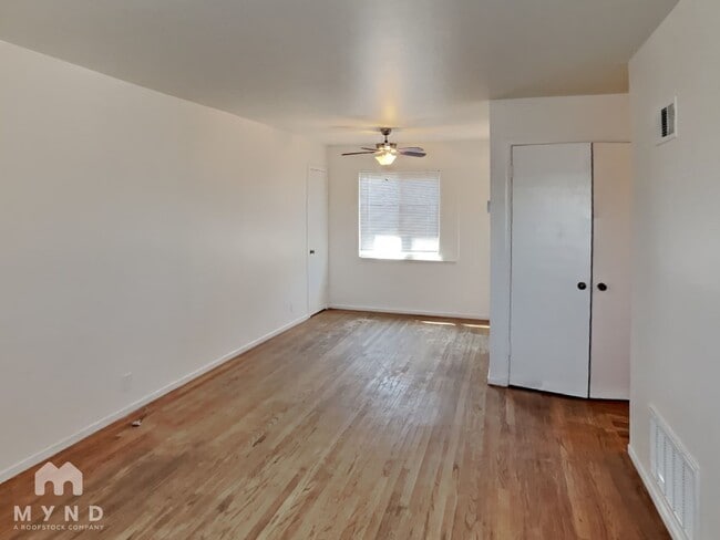 Photo - 538 Madison Ave Unidad 4