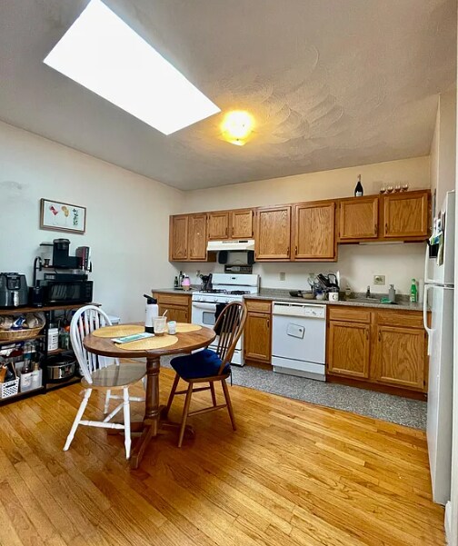 Photo - 37 Egremont Rd Unit 3