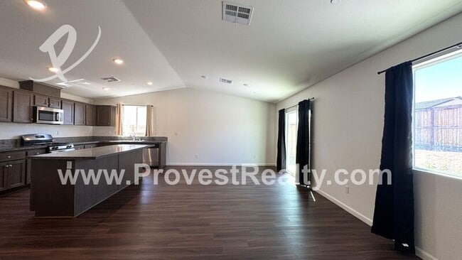 Photo - 11377 Bellevue St