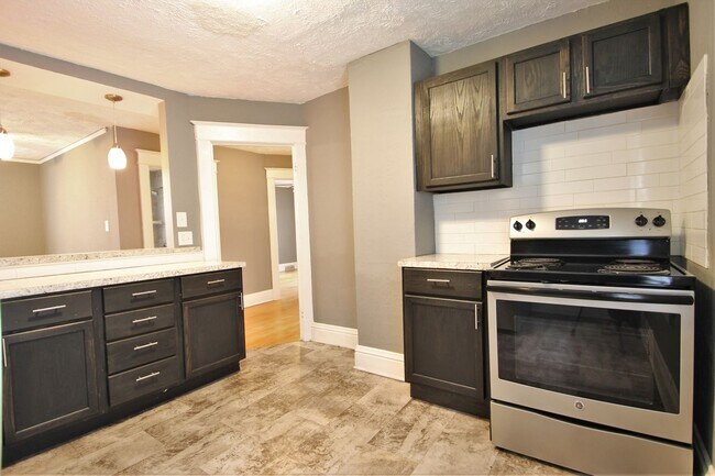 Photo - UDY 2322 S 33 ST Unit 2322/02
