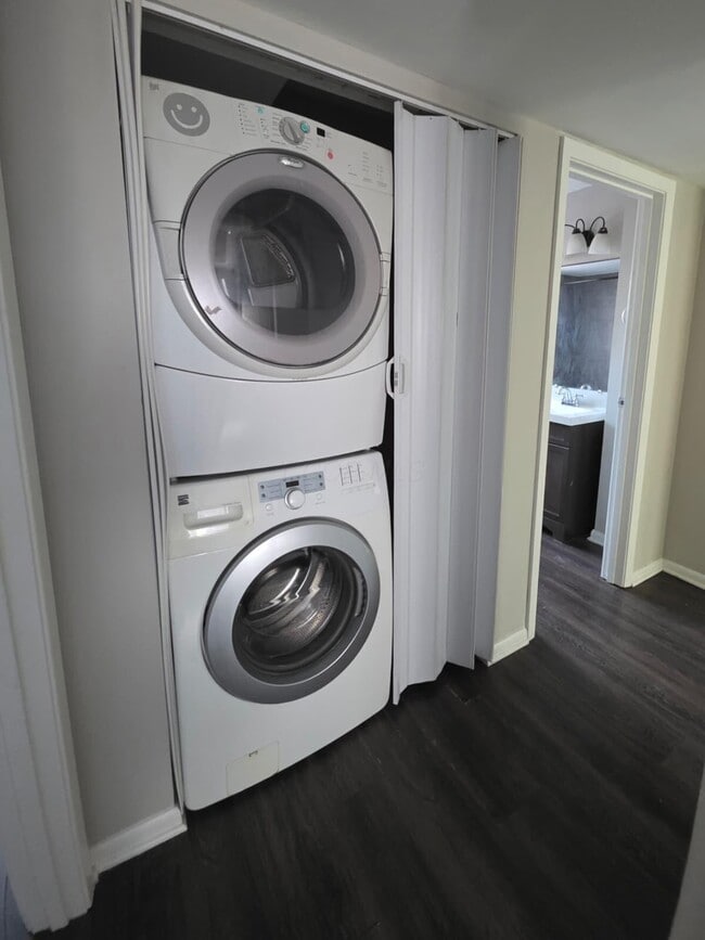 Photo - 1170 Bryden Rd Unidad D