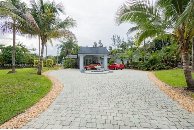 Building Photo - 14500 SW 17th Ct Rental