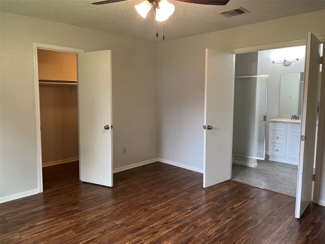 Photo - 2703 Hot Springs Dr