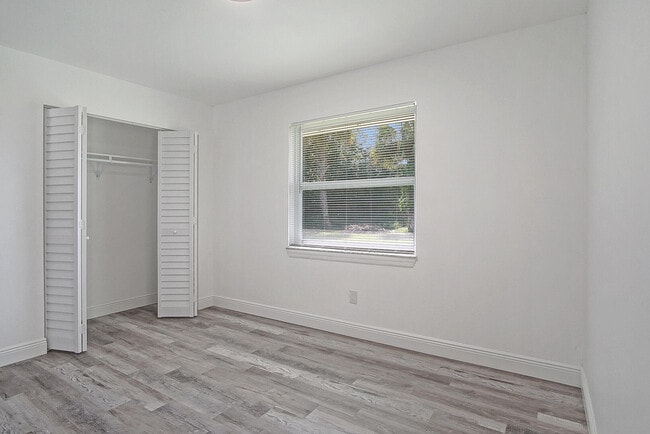 Photo - 2113 Jacobs Rd