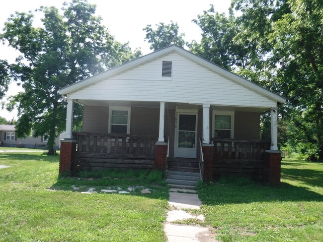 Building Photo - 6510 Lake Ave Rental